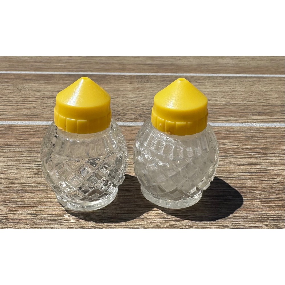 Vintage Clear Glass Salt and Pepper Shakers Yellow Plastic Lids Made in USA MCM